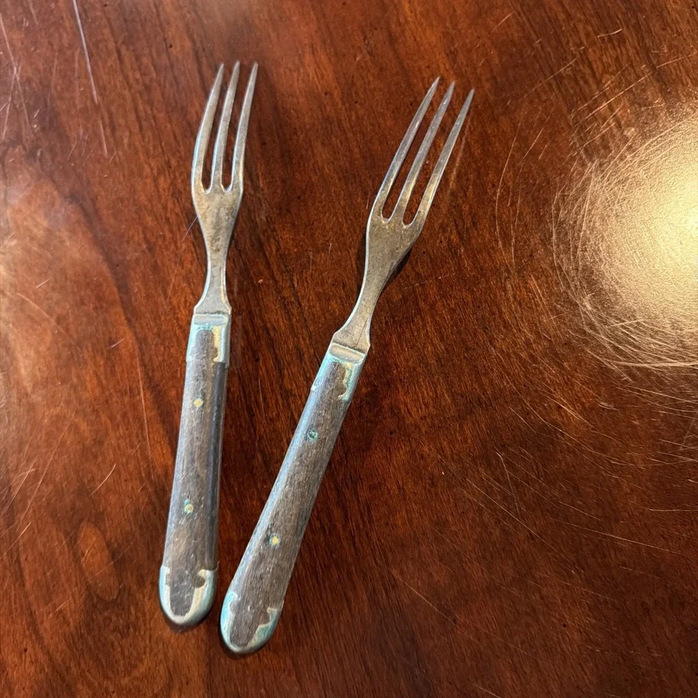 Wood Handle Flatware Lot 8 Primitive Carbon Steel Knives Forks Victoria Era Antq